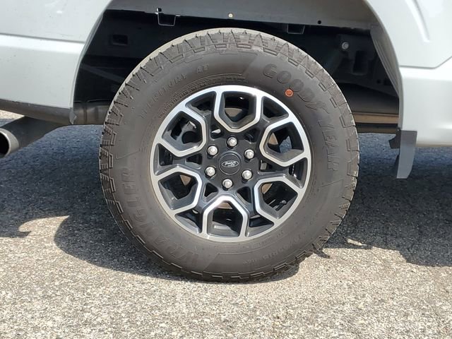 Used 2023 Ford F150 XLT w/ Equipment Group 302A High image 5