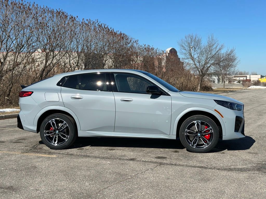 New 2026 BMW X2 xDrive28i w/ Technology Package image 8