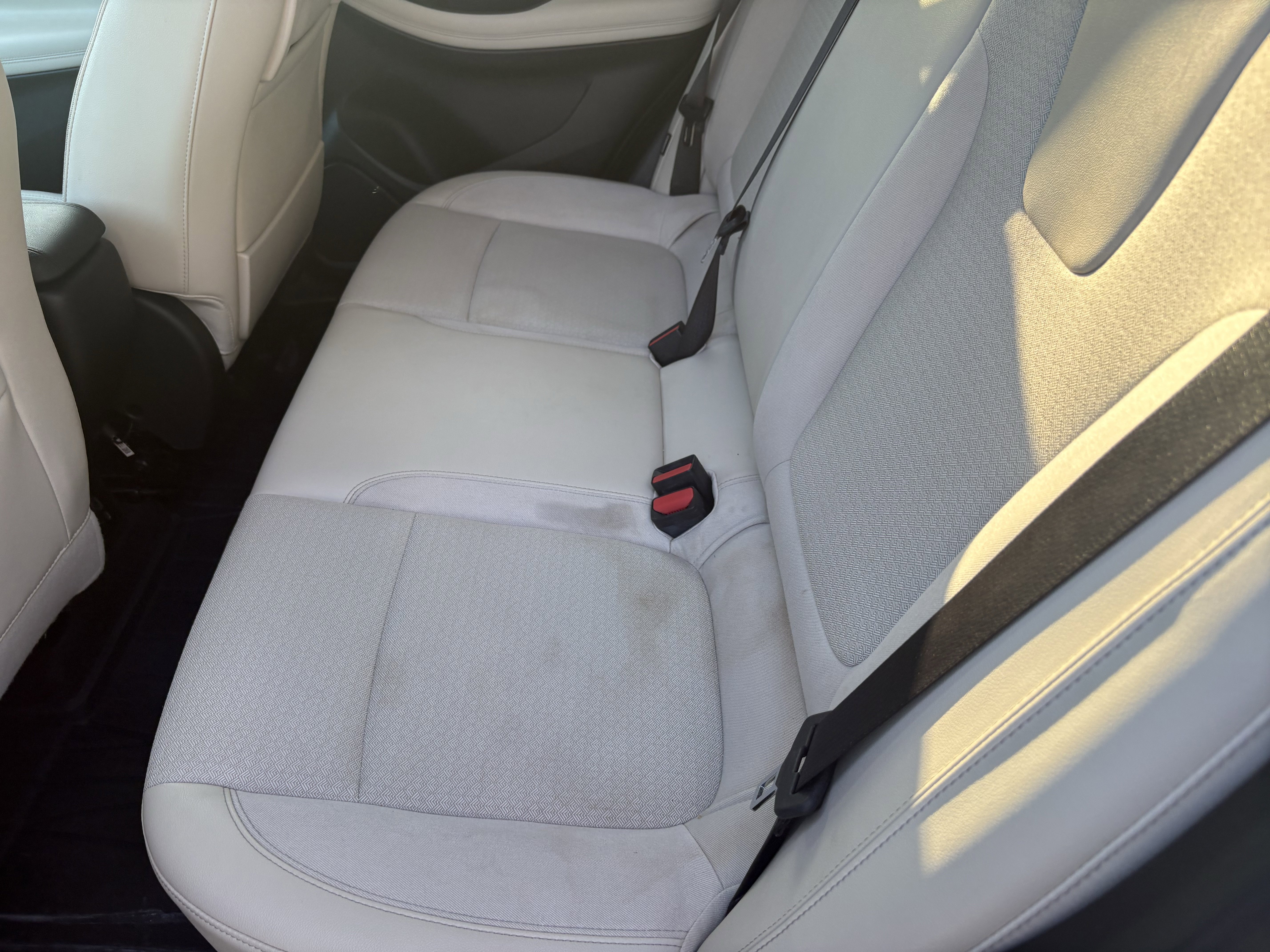 Used 2021 Buick Encore GX Preferred w/ Cold Weather Comfort Package FWD image 8