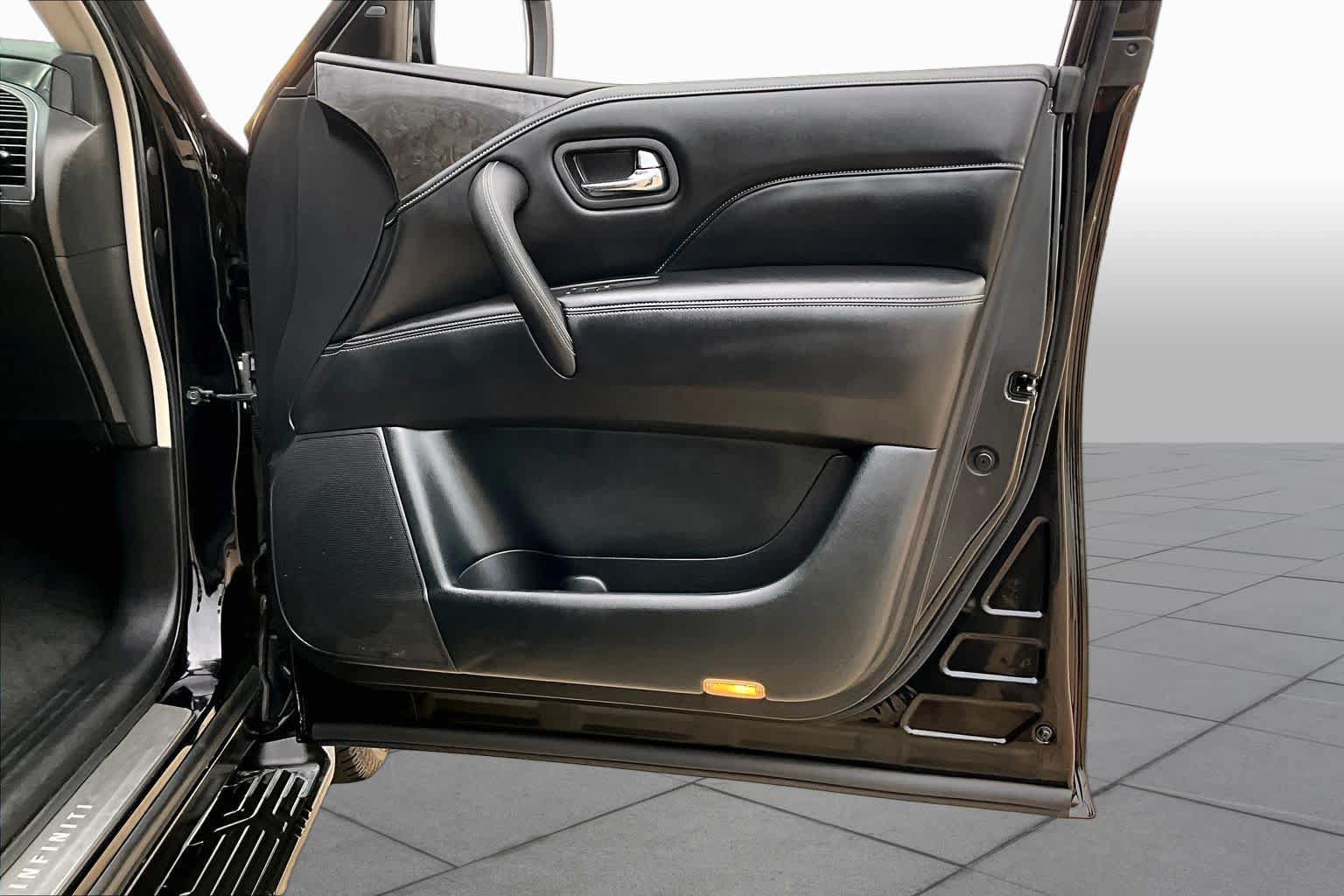 Used 2020 INFINITI QX80 Luxe w/ Proassist Package RWD image 23
