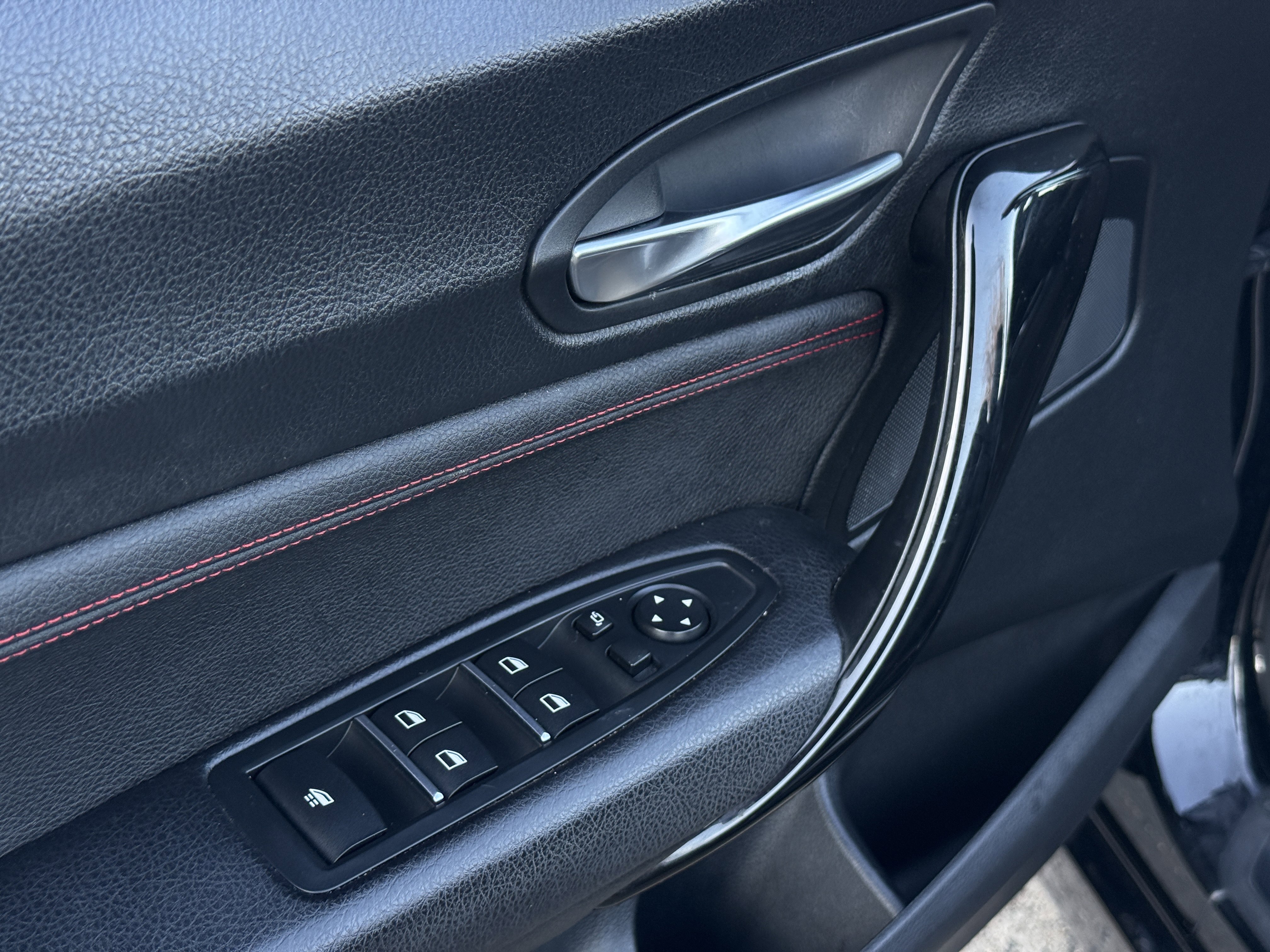 Used 2020 BMW 230i 230i w/ Convenience Package image 32