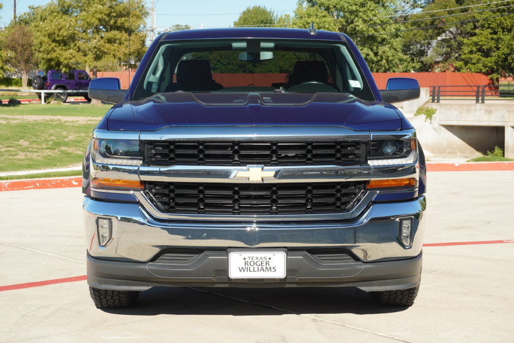 Used 2017 Chevrolet Silverado 1500 LT w/ LT Eassist Package RWD image 8