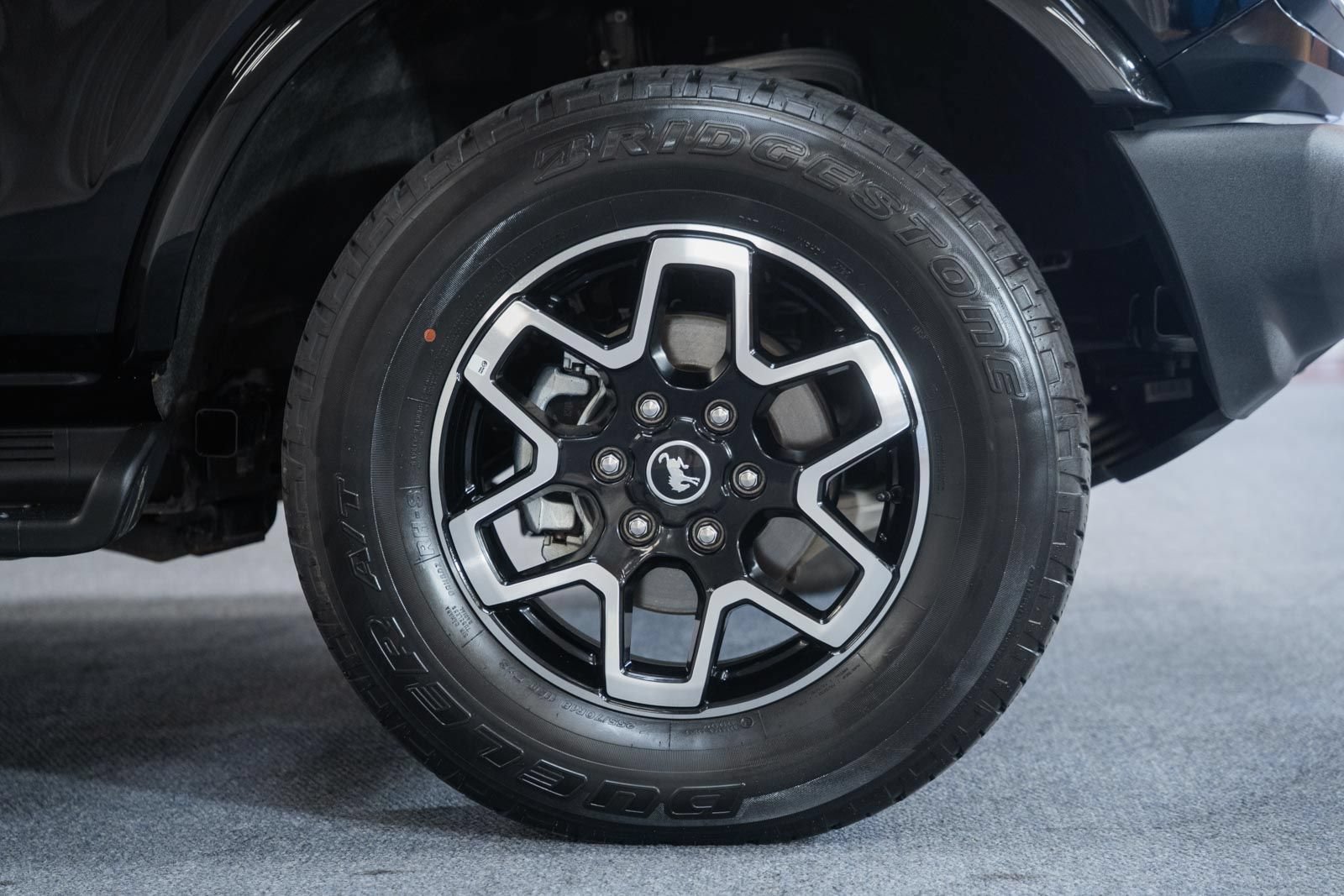 Certified 2025 Ford Bronco Outer Banks AWD/4WD image 22