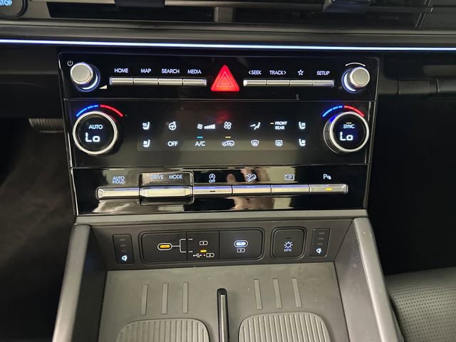 Used 2025 Hyundai Santa Fe Calligraphy image 23