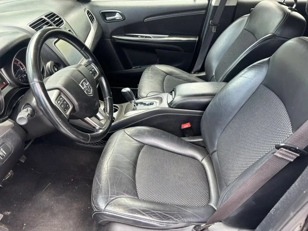 Used 2019 Dodge Journey Crossroad FWD image 10