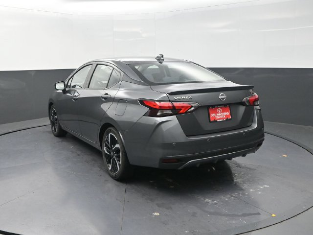 Used 2024 Nissan Versa SR FWD image 6