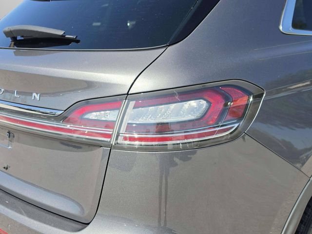 Used 2022 Lincoln Nautilus Reserve w/ Equipment Group 201A FWD image 38