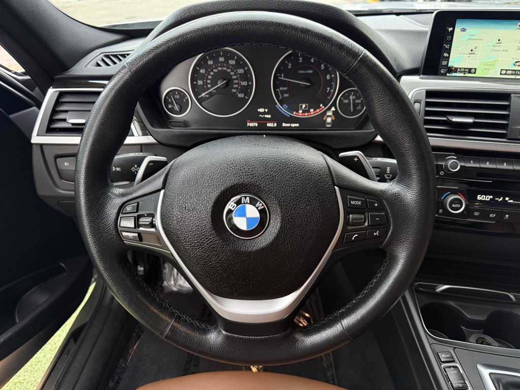 Used 2017 BMW 330i Sedan RWD image 24
