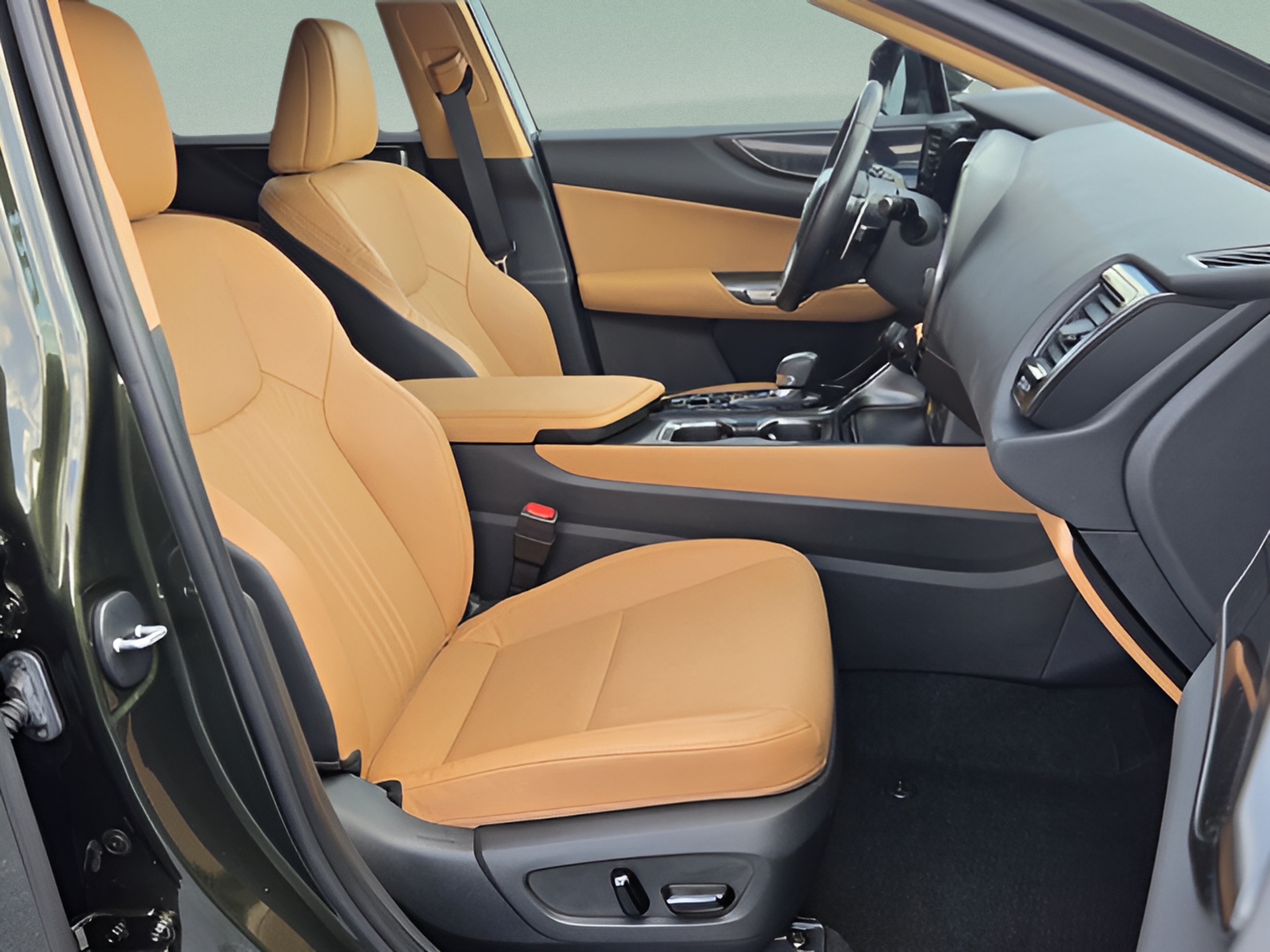 Certified 2025 Lexus NX 250 FWD w/ Accessory Package (K3) image 16