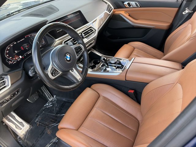 Used 2022 BMW X5 M50i AWD/4WD image 19