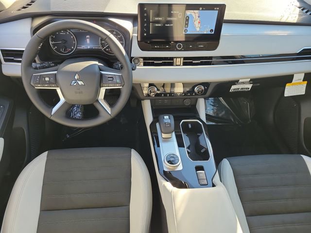 New 2026 Mitsubishi Outlander SE image 17