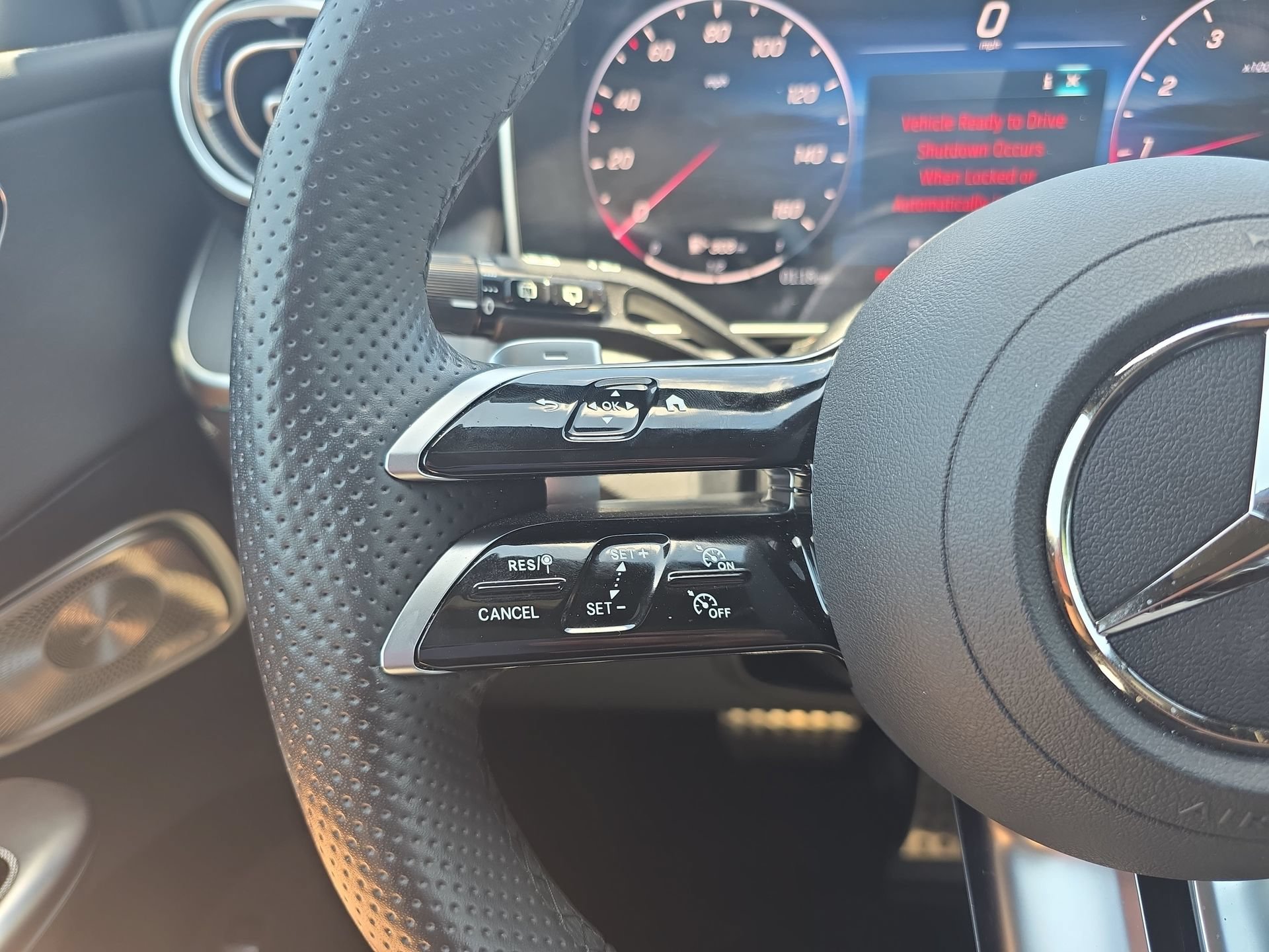 Certified 2025 Mercedes-Benz GLC 300 4MATIC image 17