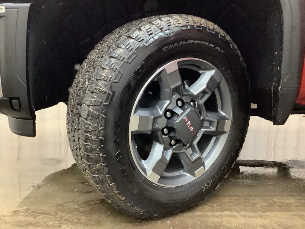 New 2026 GMC Sierra 2500 SLT w/ SLT Premium Package AWD/4WD image 33