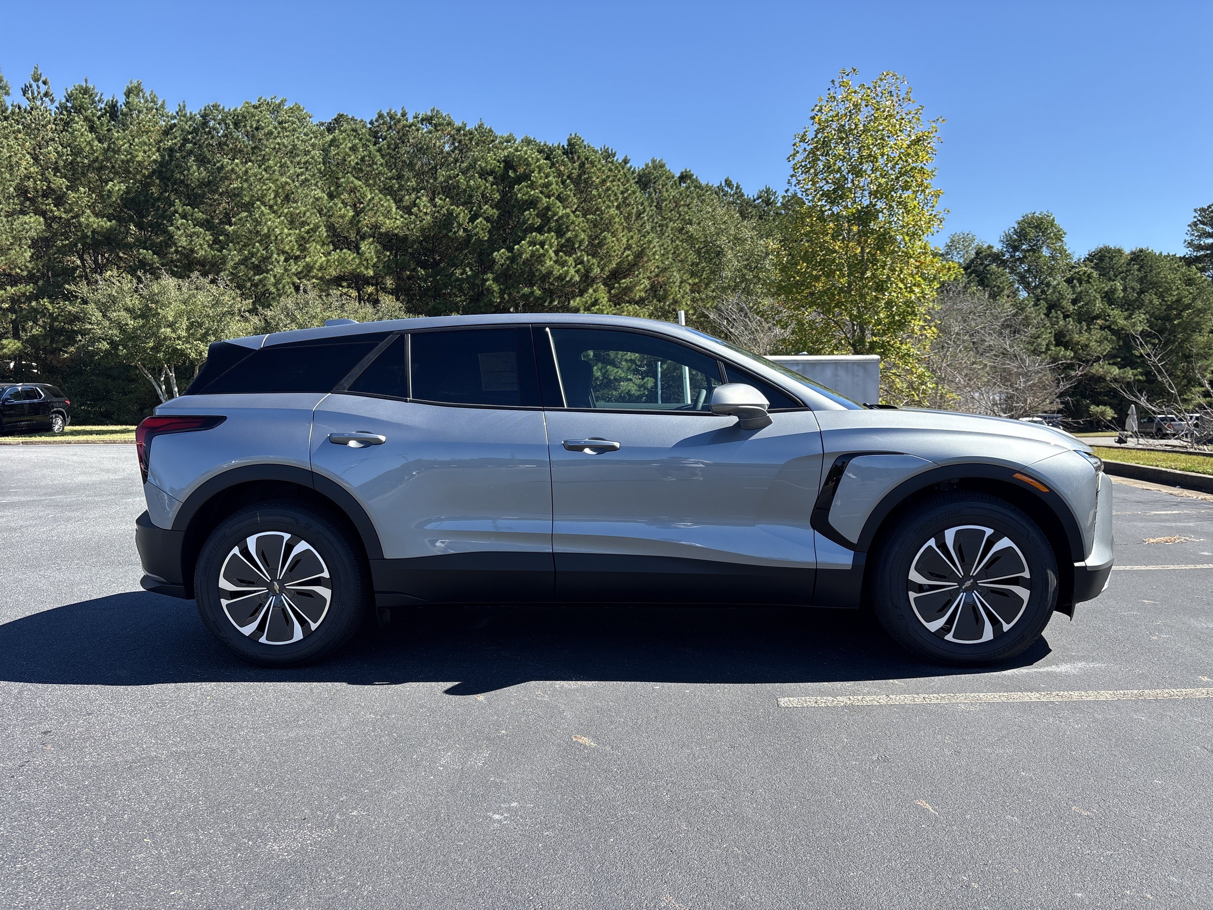 New 2026 Chevrolet Blazer EV LT image 4
