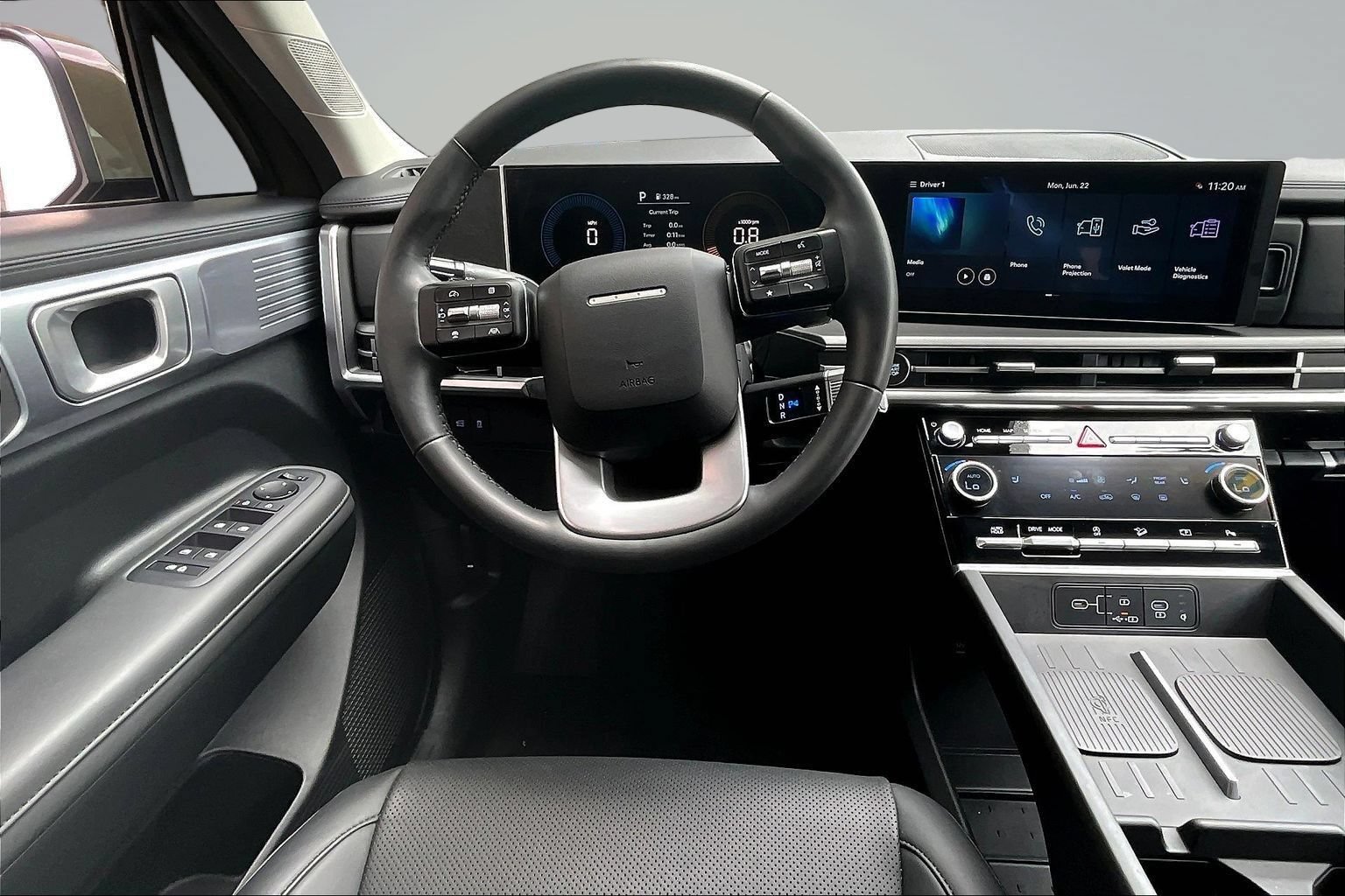 Used 2025 Hyundai Santa Fe SEL FWD image 8