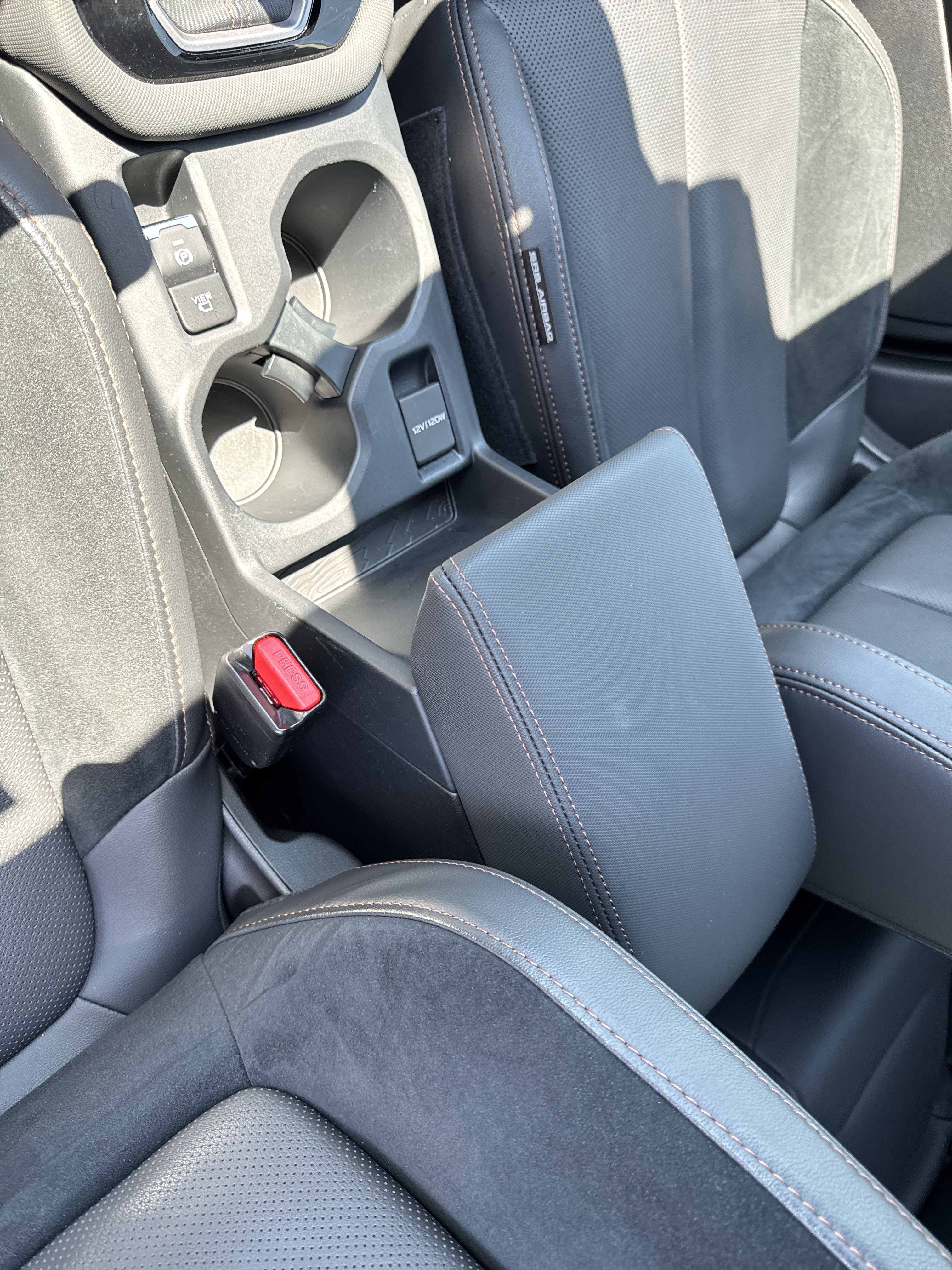 Certified 2025 Subaru Forester Touring AWD/4WD image 16