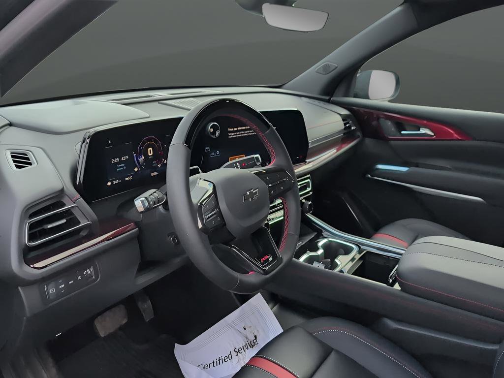 Used 2025 Chevrolet Traverse RS image 9