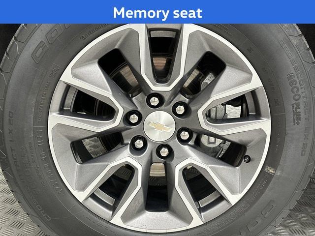 Used 2022 Chevrolet Tahoe LT w/ LT Signature Package AWD/4WD image 12
