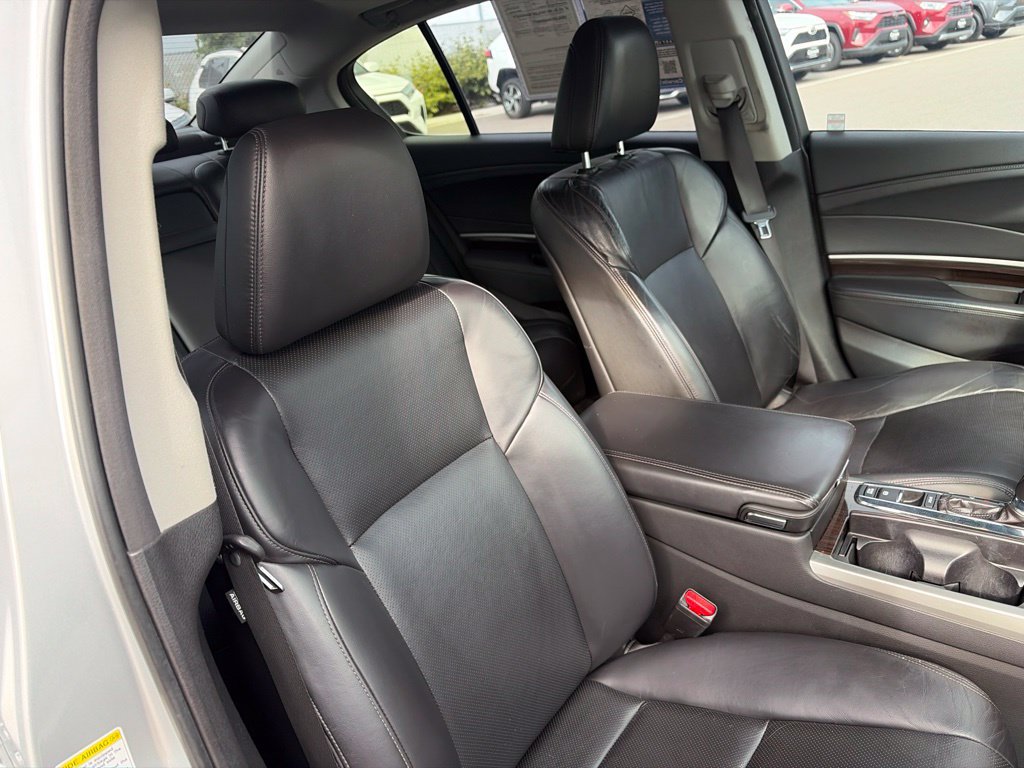 Used 2014 Acura RLX w/ Technology Package FWD image 13