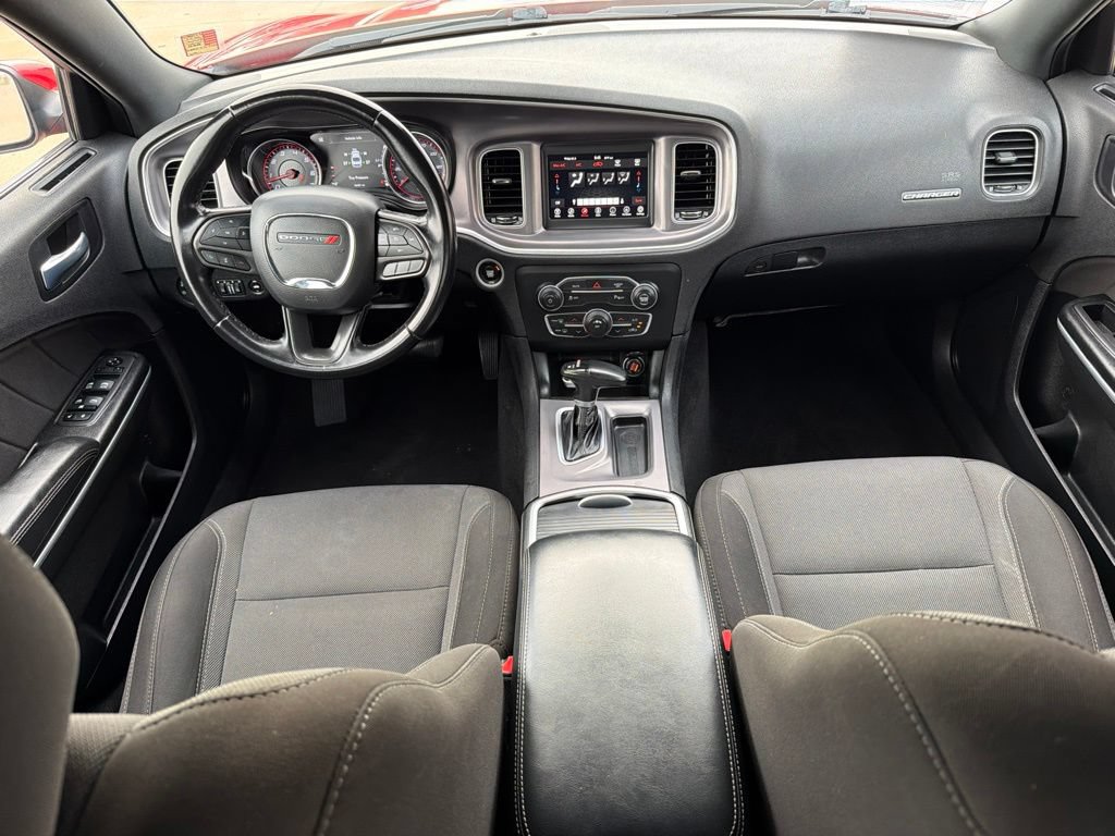 Used 2022 Dodge Charger SXT RWD image 18