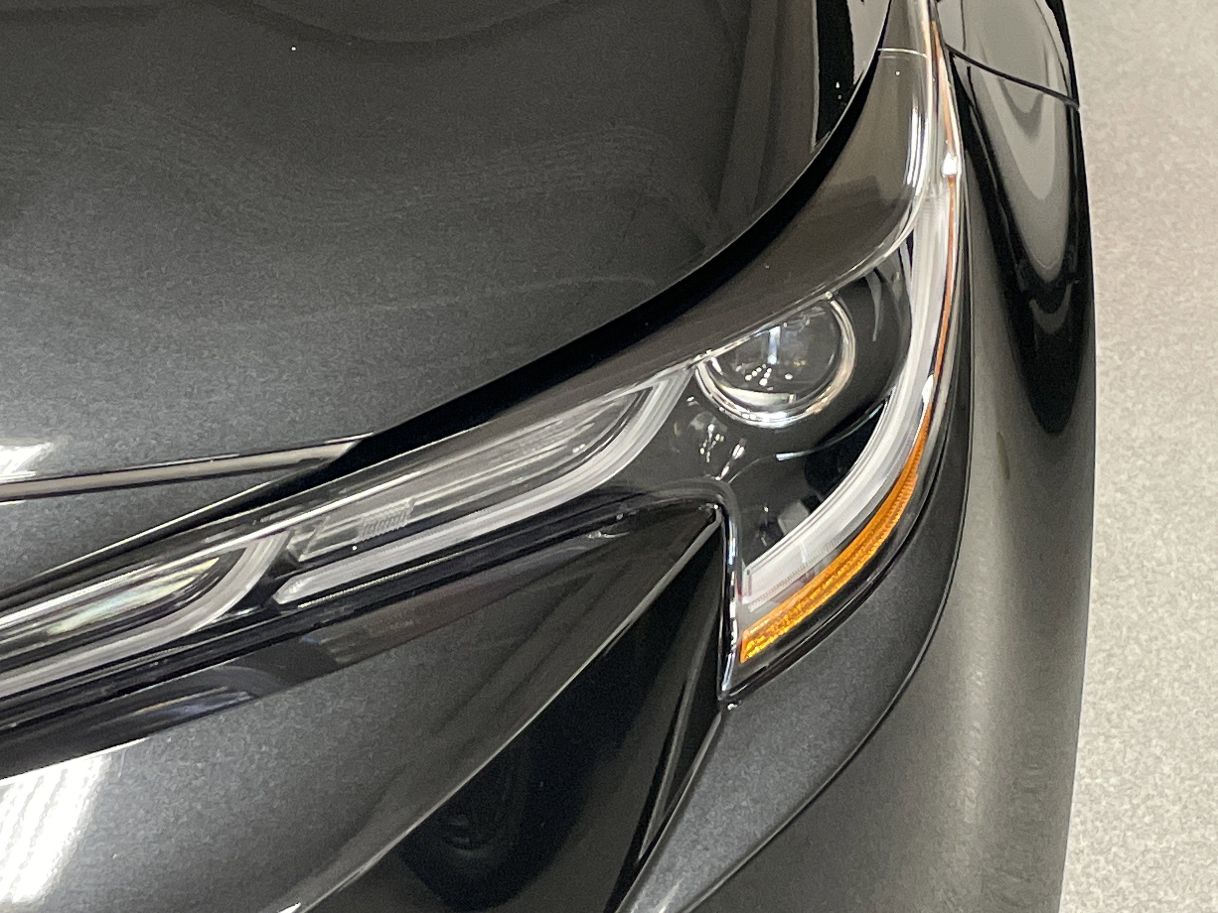 Used 2022 Toyota Corolla LE image 6