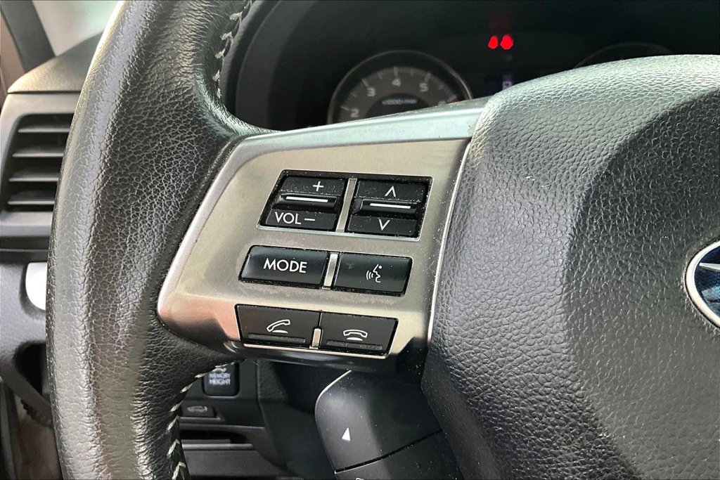 Used 2015 Subaru Forester 2.5i Limited AWD/4WD image 11