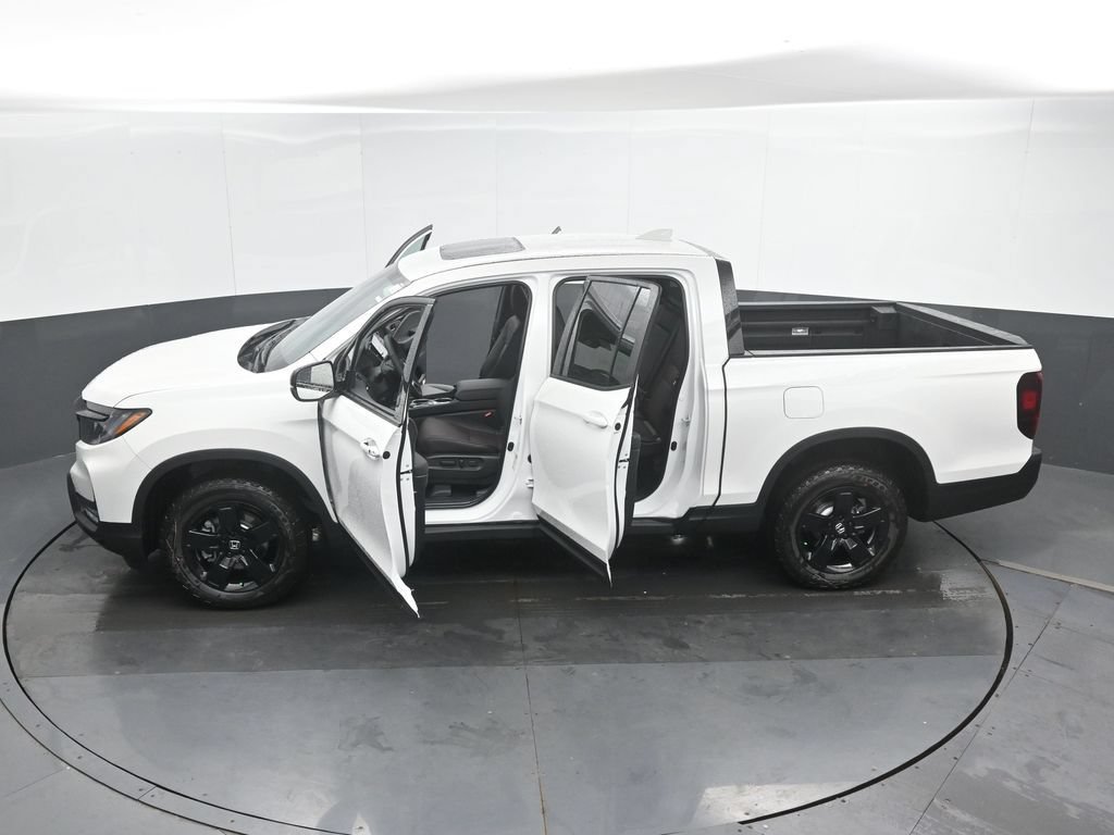 New 2026 Honda Ridgeline Black Edition image 42