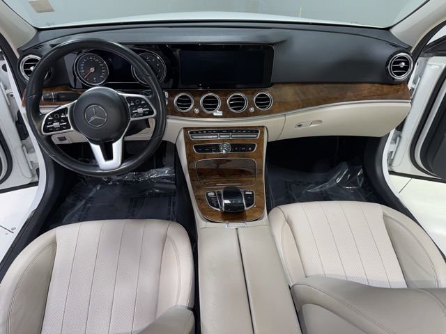 Used 2019 Mercedes-Benz E 300 4MATIC image 15