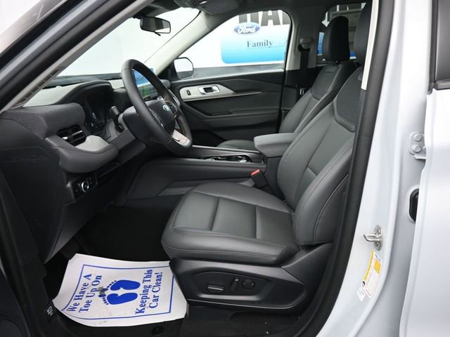New 2026 Ford Explorer Active w/ Active Comfort Package image 14