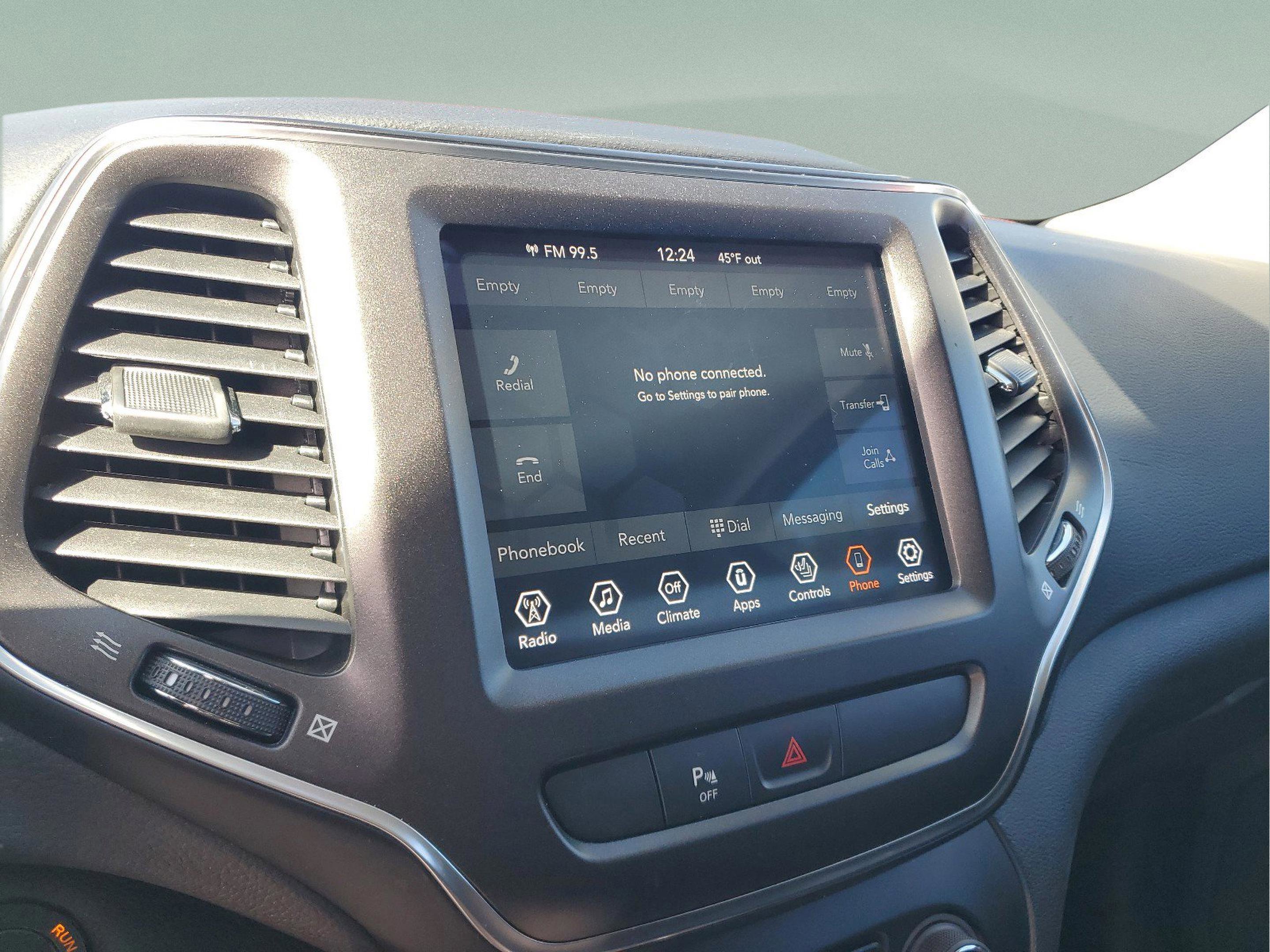 Used 2020 Jeep Cherokee Trailhawk w/ Cold Weather Group image 23