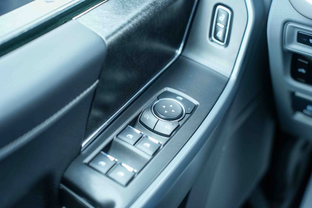 Used 2023 Ford F150 XLT w/ Equipment Group 302A High image 19