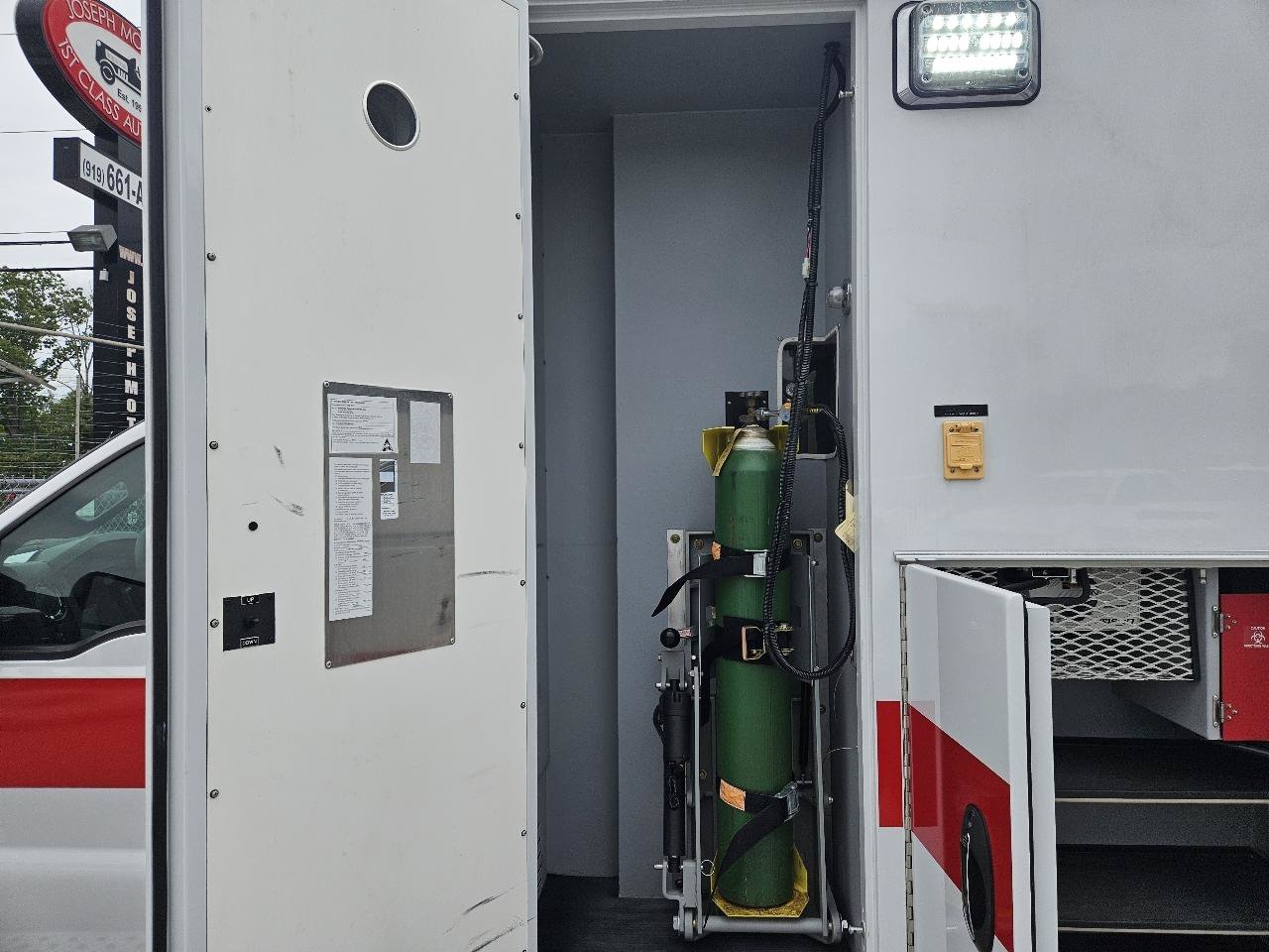 Used 2013 Ford F450 XLT w/ Ambulance Preparation Pkg RWD image 35