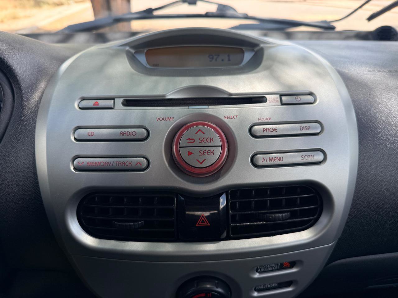 Used 2012 Mitsubishi i SE RWD image 18