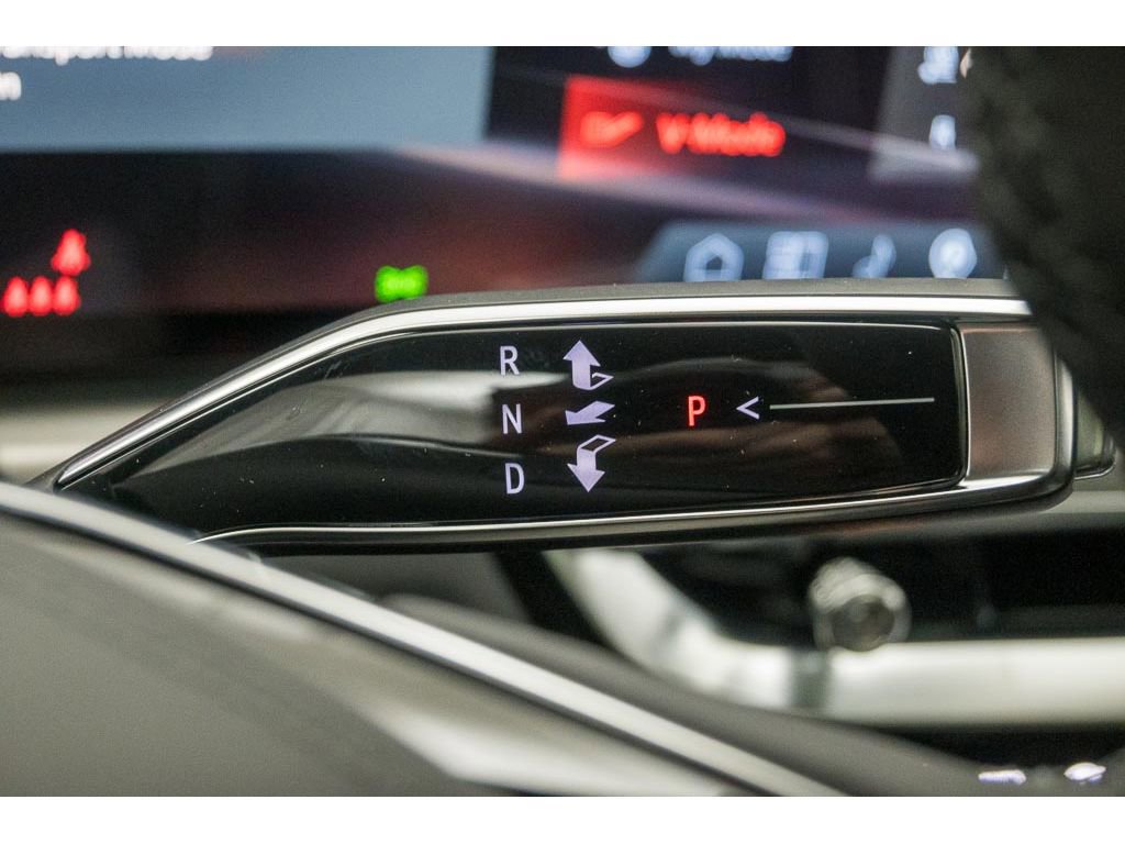 New 2026 Cadillac Lyriq V w/ Exterior Carbon Fiber Package image 27