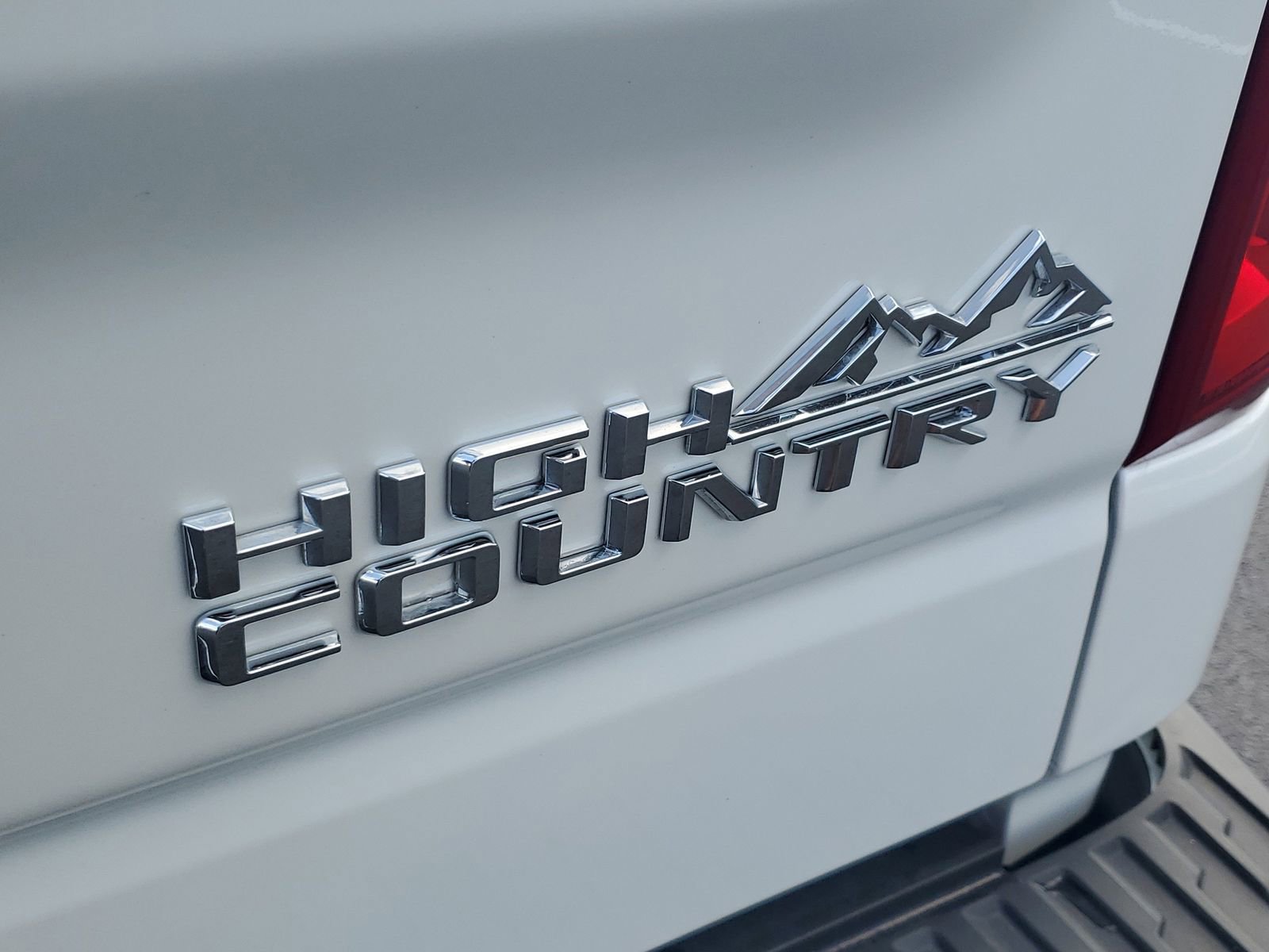 Used 2025 Chevrolet Silverado 1500 High Country image 7
