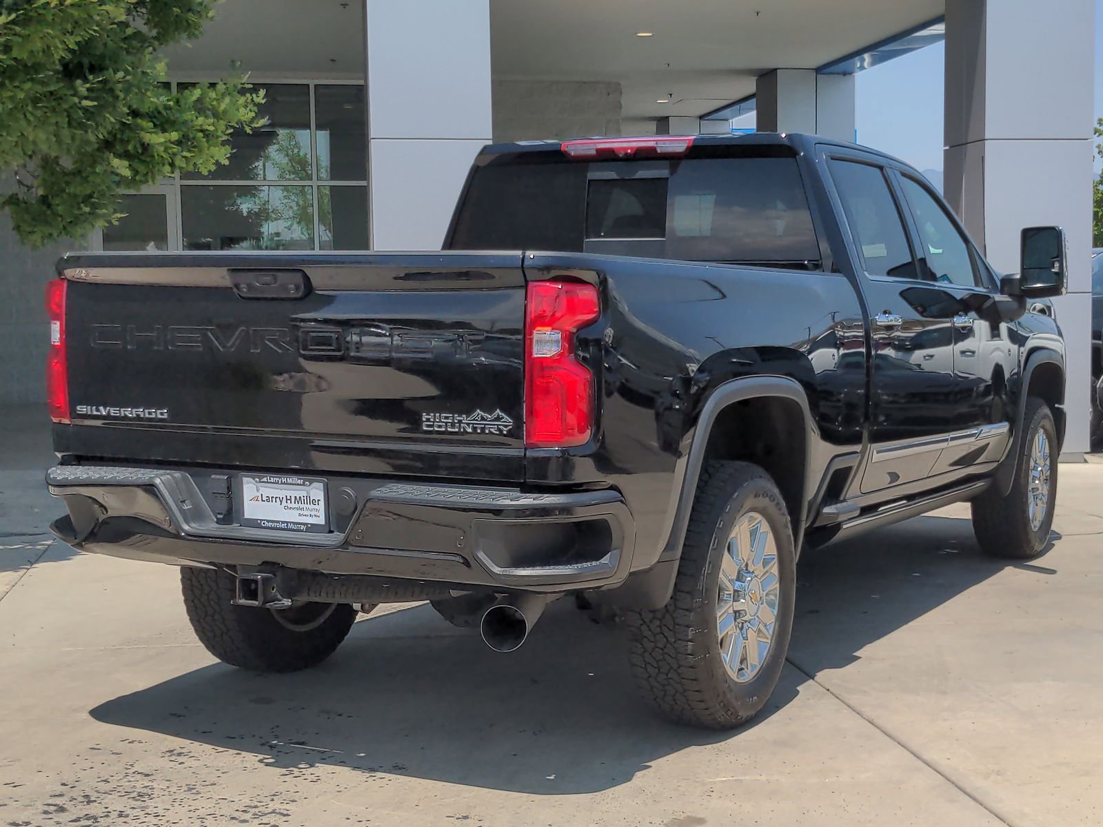 Used 2024 Chevrolet Silverado 2500 High Country w/ High Country Premium Package image 6