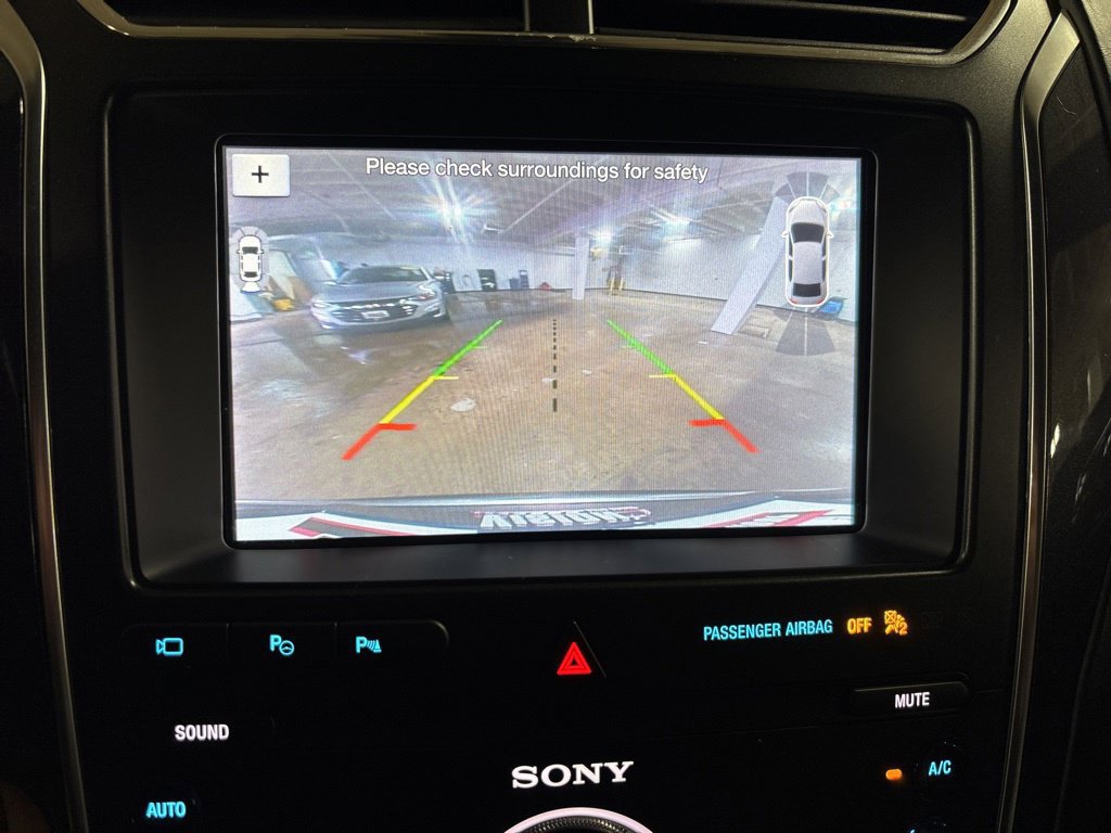 Used 2019 Ford Explorer Platinum AWD/4WD image 15