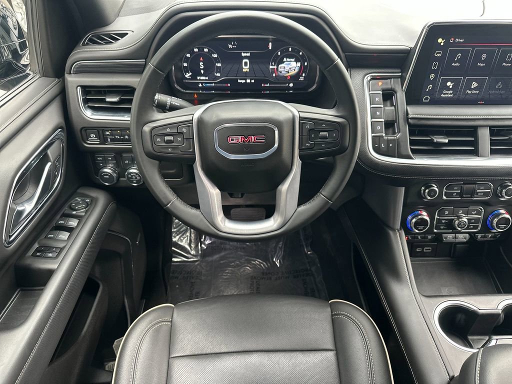 Used 2024 GMC Yukon SLT image 13
