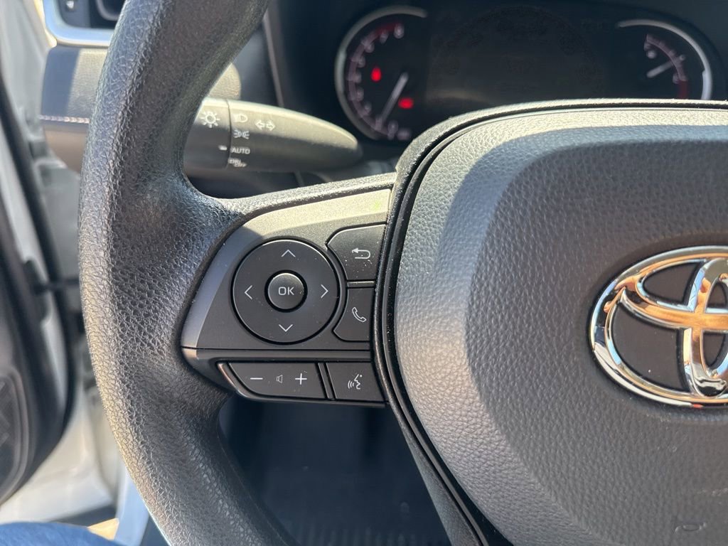 Used 2024 Toyota RAV4 XLE image 15