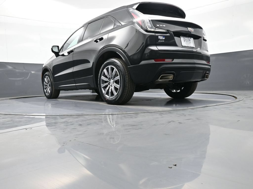 Used 2023 Cadillac XT4 Sport w/ Technology Package AWD/4WD image 33