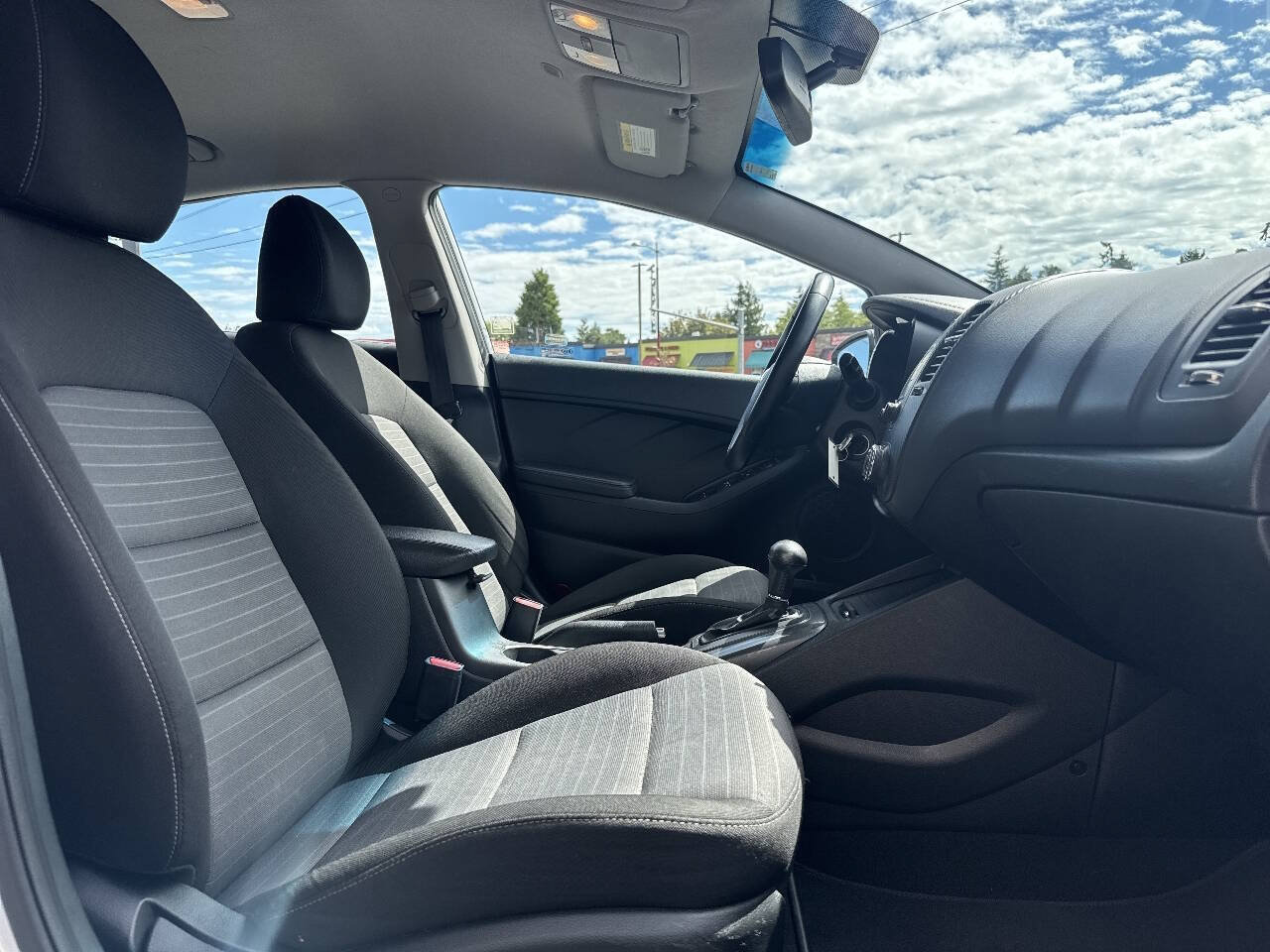 Used 2016 Kia Forte EX FWD image 15