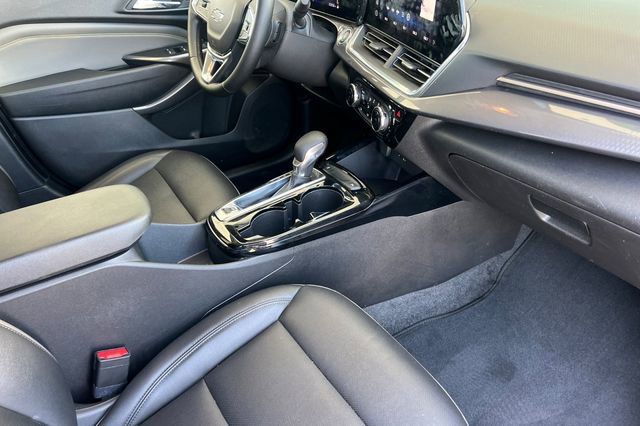 Used 2024 Chevrolet Trax ACTIV w/ Driver Confidence Package FWD image 19