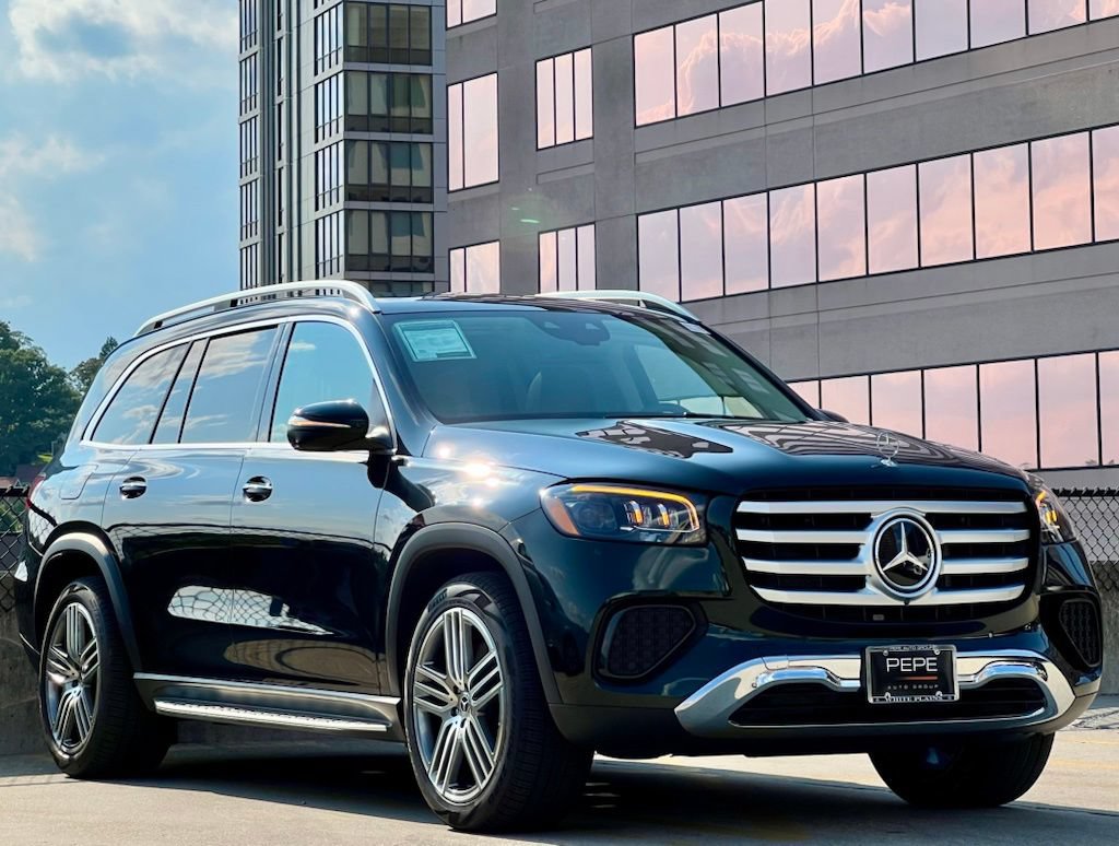 Certified 2025 Mercedes-Benz GLS 450 4MATIC image 1