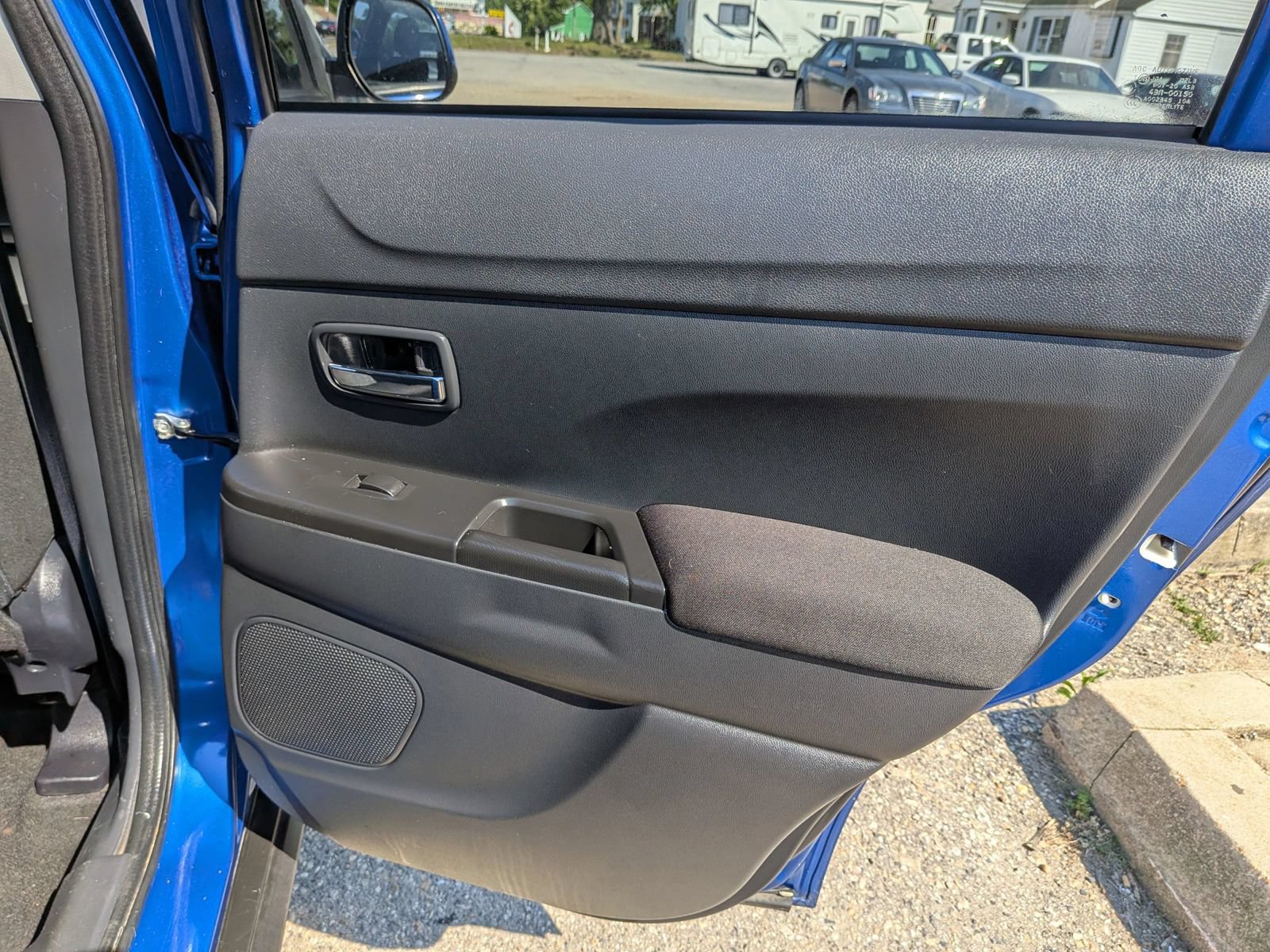 Used 2020 Mitsubishi Outlander Sport ES FWD image 27