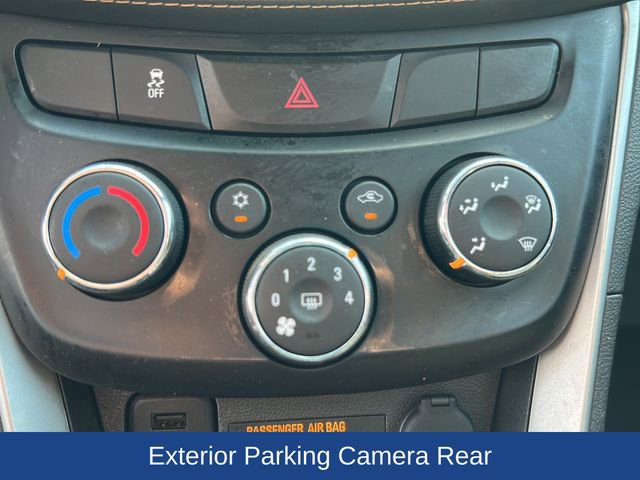 Used 2019 Chevrolet Trax LT w/ LT Convenience Package FWD image 14