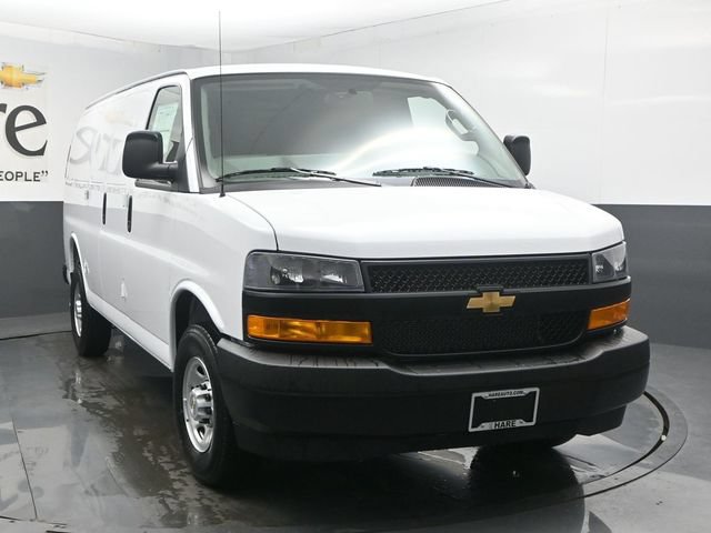 New 2026 Chevrolet Express 2500 w/ Driver Convenience Package RWD image 29
