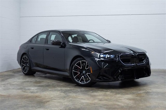 New 2026 BMW M5 image 5
