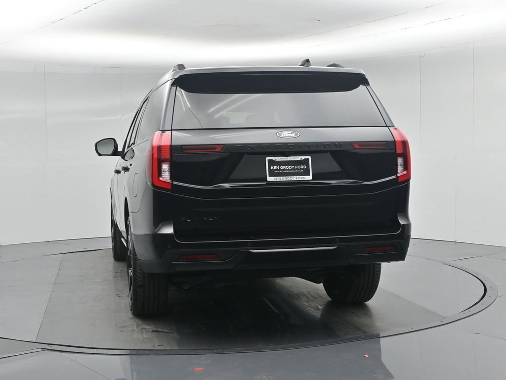 New 2026 Ford Expedition Platinum w/ Stealth Performance Package AWD/4WD image 52