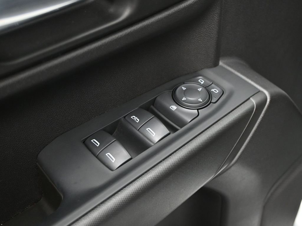 Used 2022 Chevrolet Silverado 1500 Custom image 26