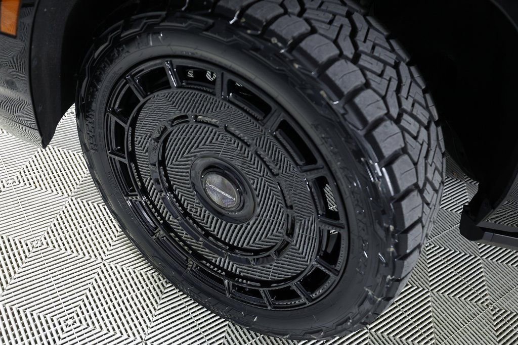 Used 2026 Cadillac Escalade ESV Sport w/ Touring Package image 48